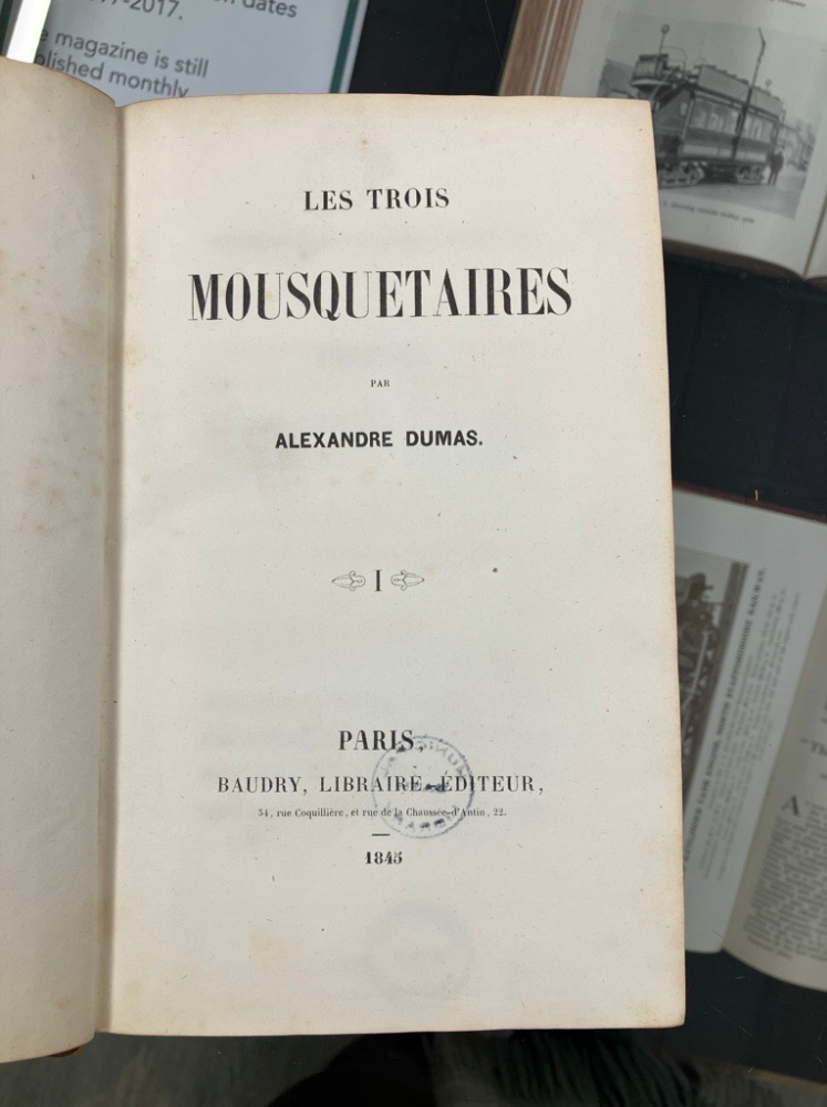 Front page of Le Mousquetaires, all in french. publish date 1845